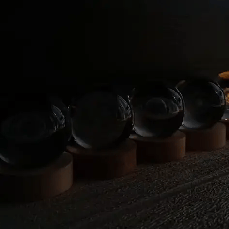 Guili | StarSphere | Bring the universe to your room - 3D engraved crystal night lamp