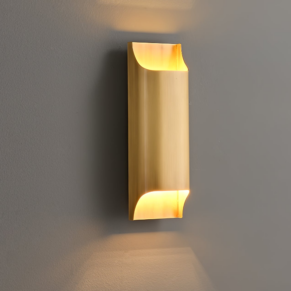 Modern Curved Brass LED Wall Sconce 1-Light