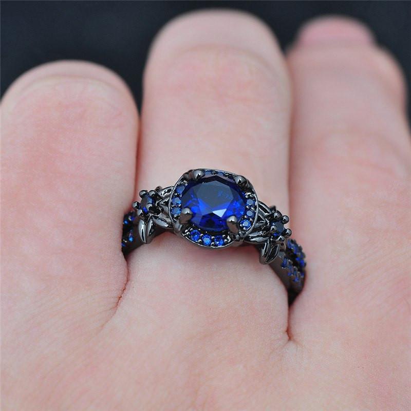 Guili | Vintage Black Sapphire Ring