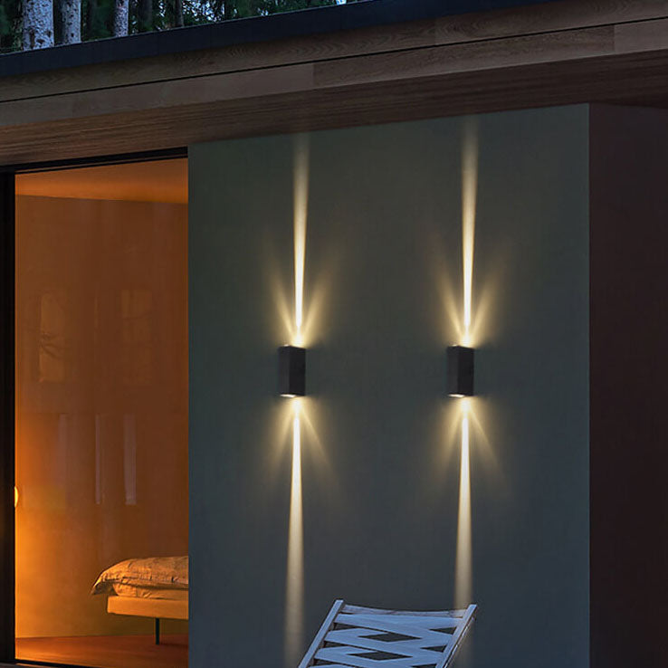Modern Rectangular LED Outdoor Wall Sconce Light 1-light Ip65