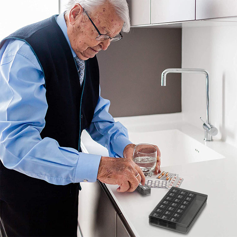 Guili | Pill Organizer (28 compartments)