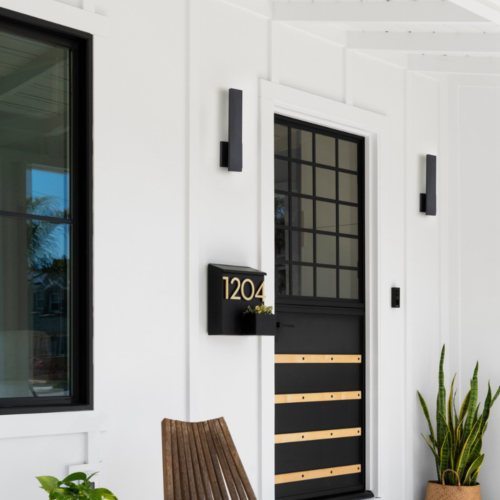 Minimalist Waterproof Outdoor Square Wall Sconce LED 1-Light