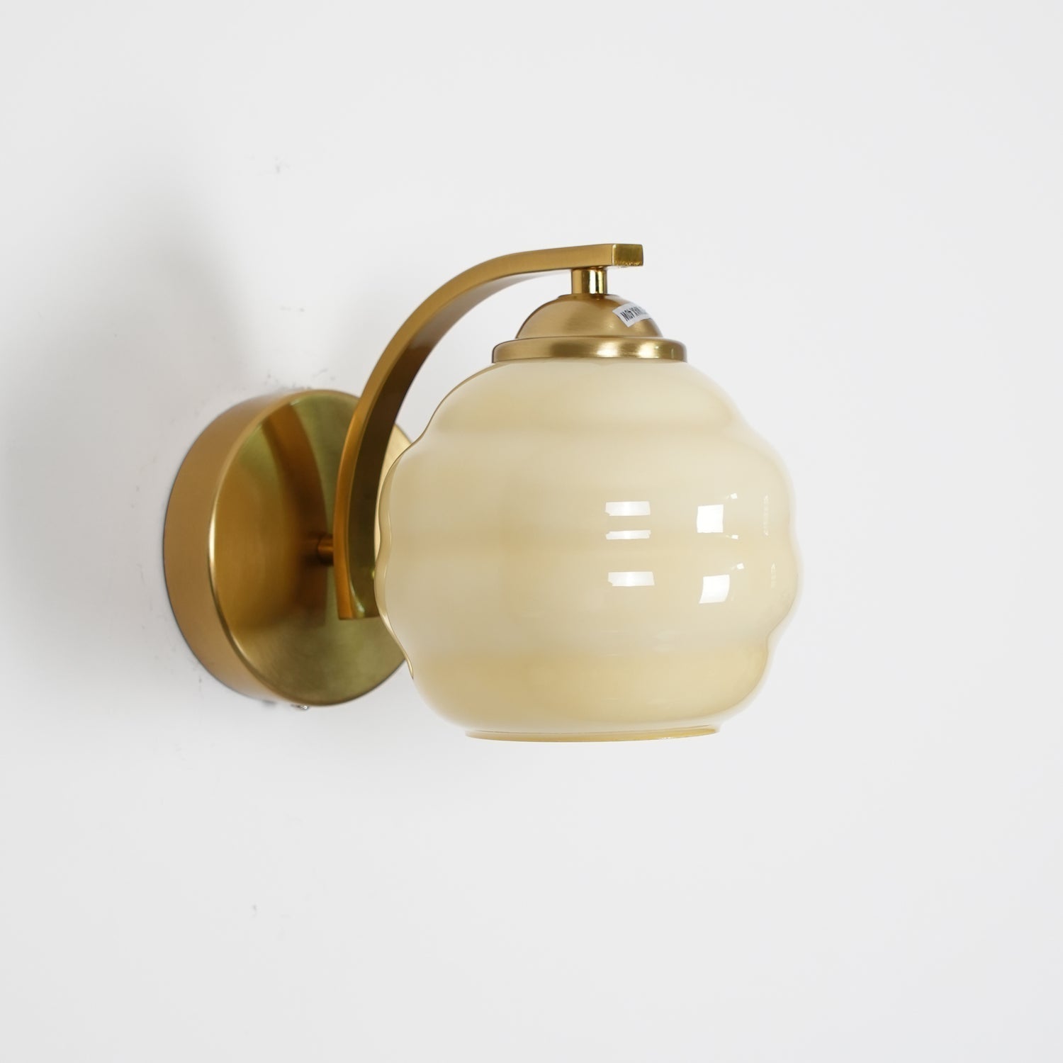 Art Deco Rippled Globe Glass Wall Sconce 1-Light