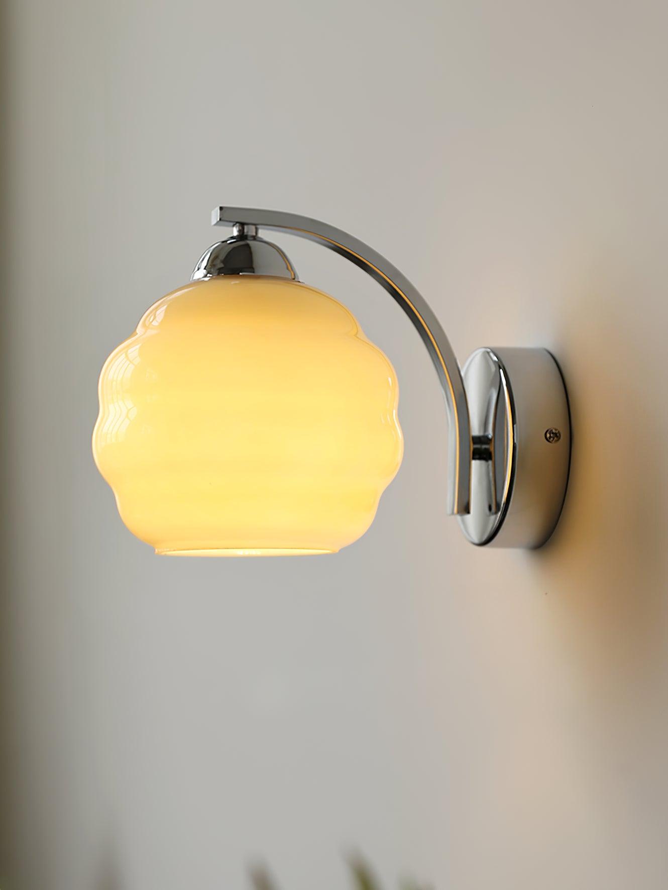 Art Deco Rippled Globe Glass Wall Sconce 1-Light