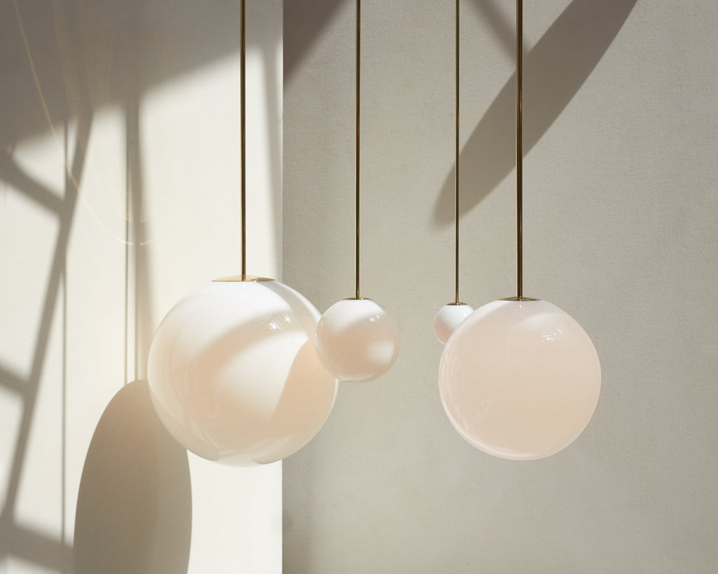 Minimalist Brass Globe Glass Pendant 1-Light