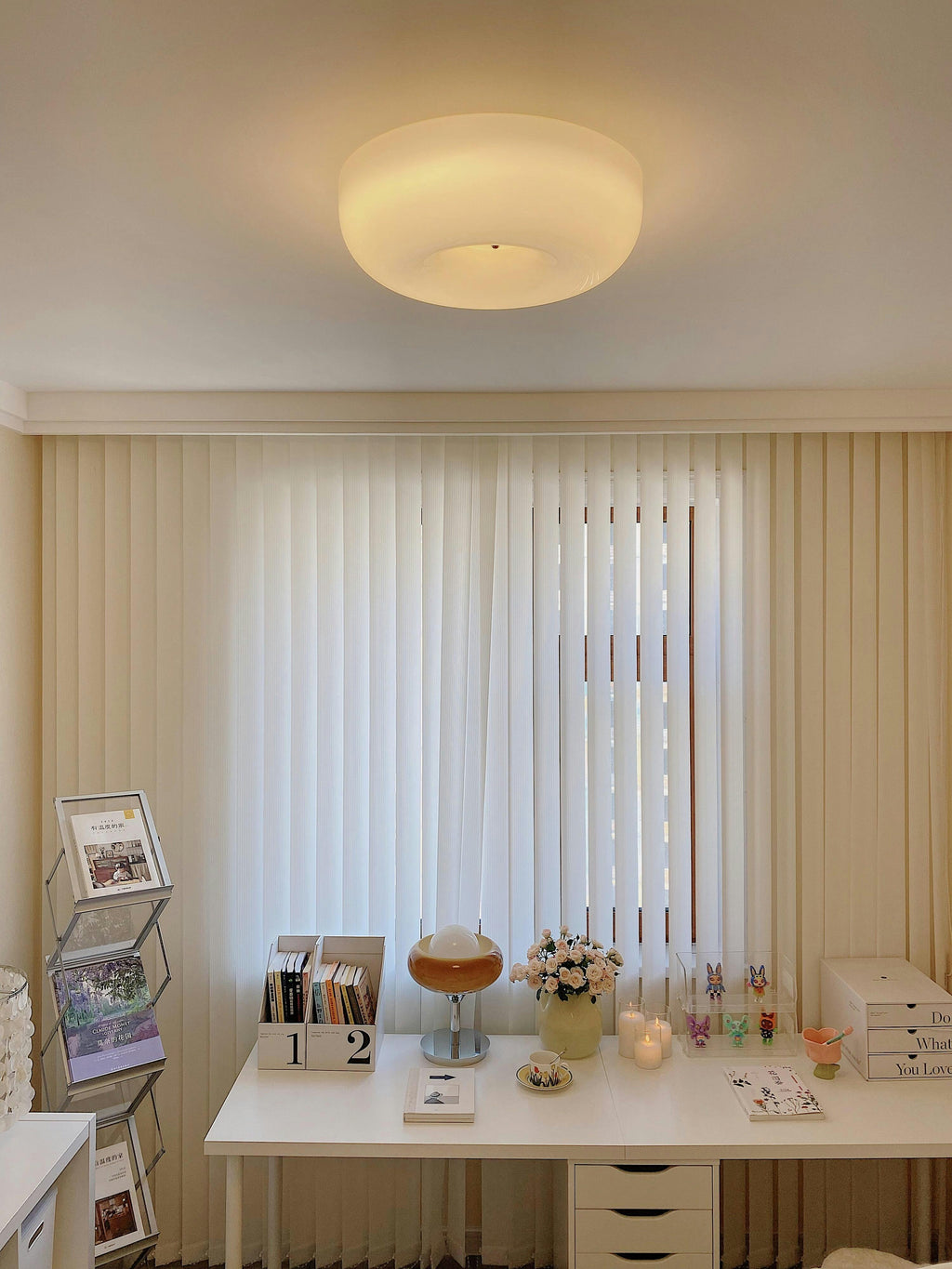 Modern Cream Donut Glass Flush Mount Ceiling Light 1-Light