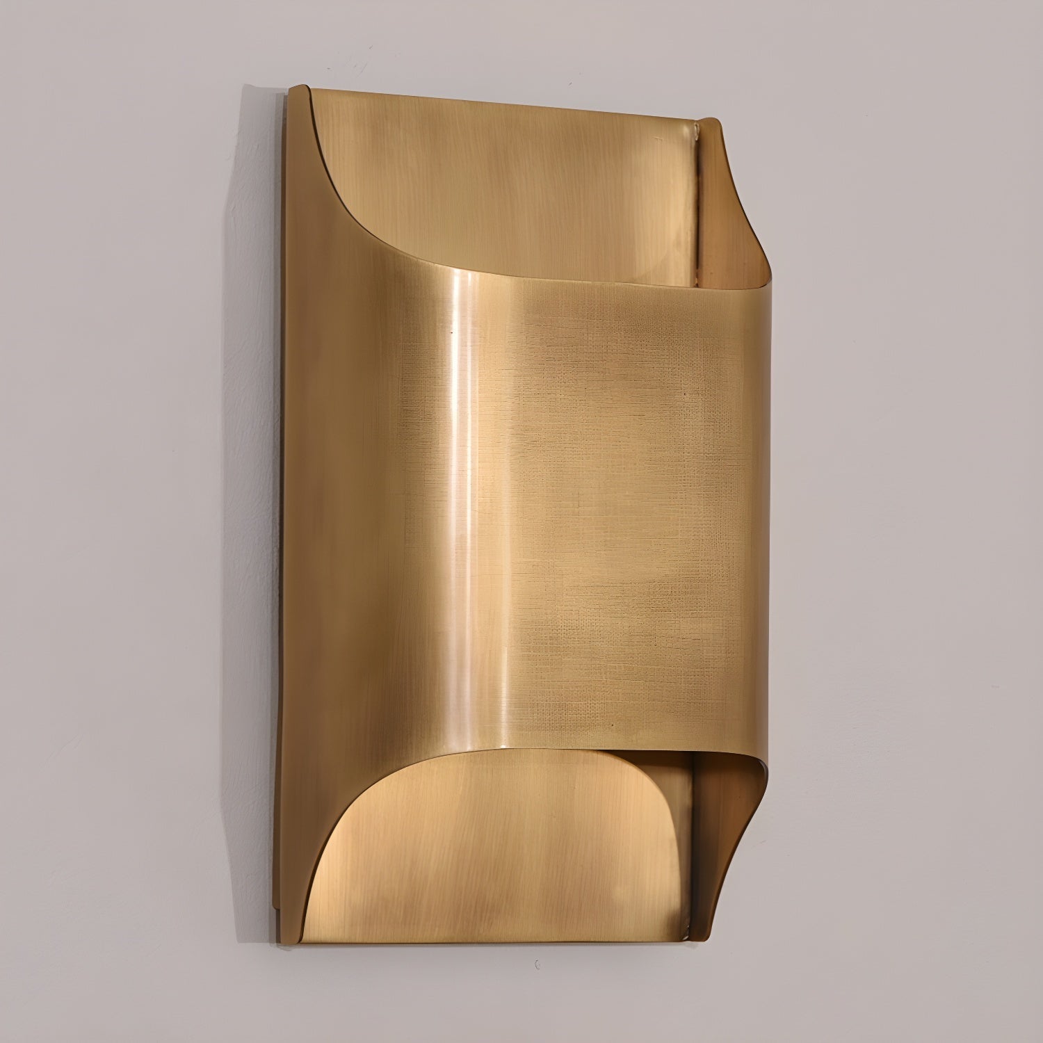 Modern Curved Brass LED Wall Sconce 1-Light