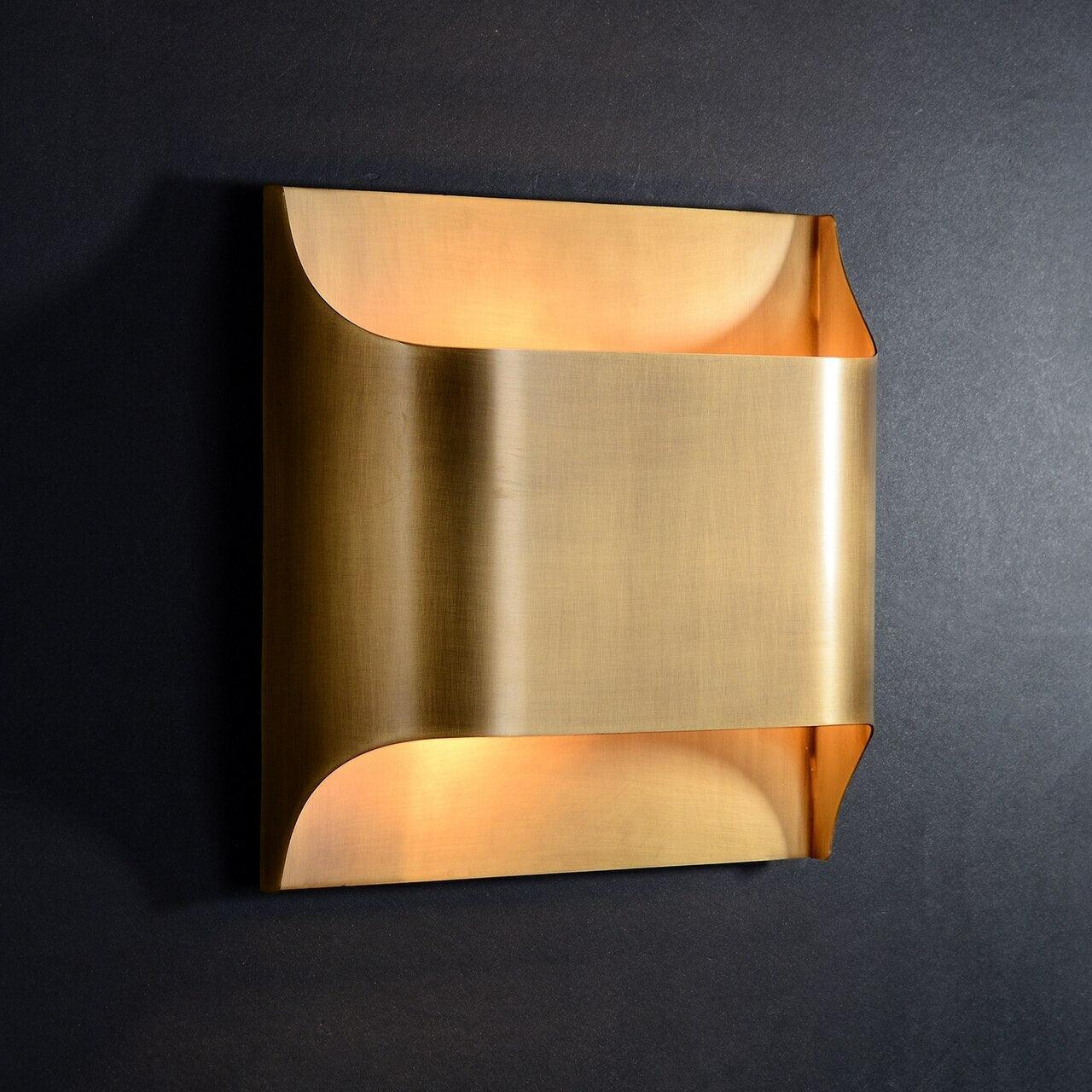 Modern Curved Brass LED Wall Sconce 1-Light