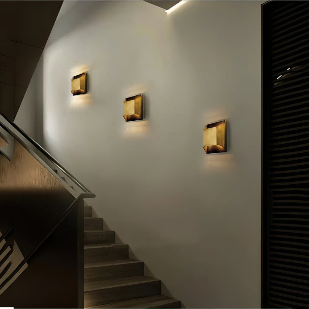 Modern Curved Brass LED Wall Sconce 1-Light