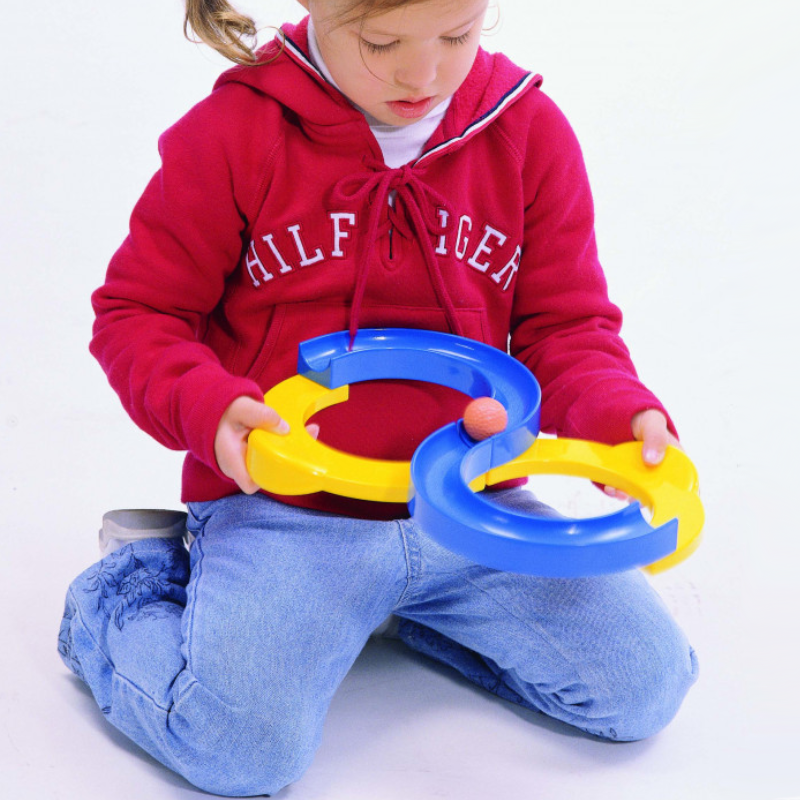 Guili | OrbitBall | Keep the Ball in Motion - Infinite Track Game