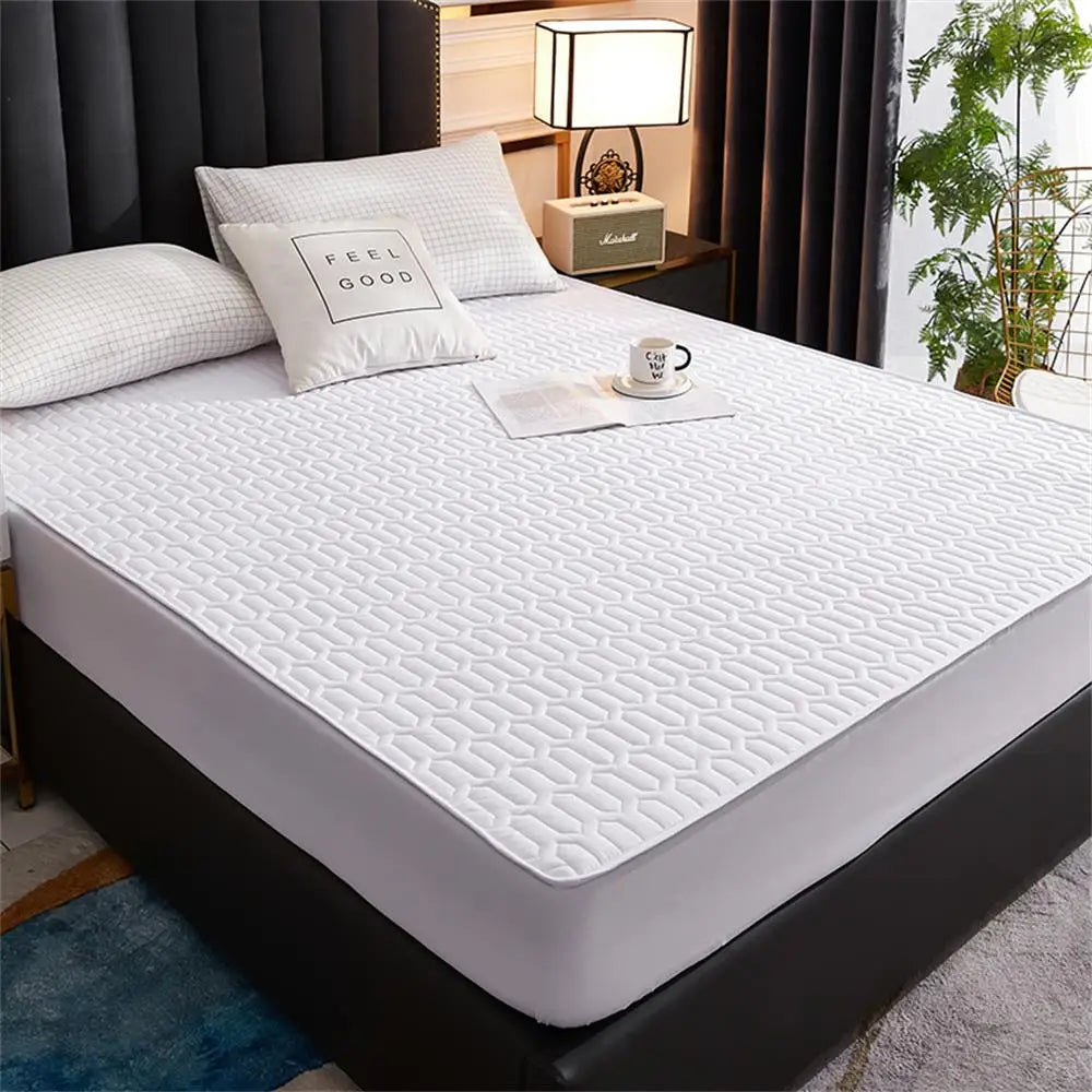 Guili | Waterproof Ultra-Soft Fitted Latex Mattress Pad Cover