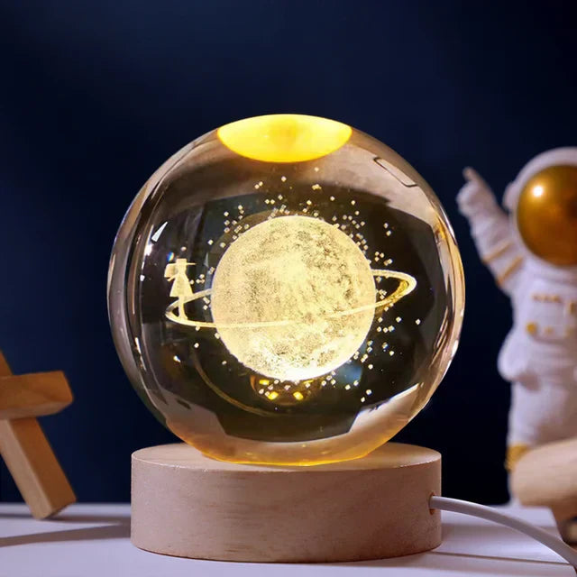 Guili | StarSphere | Bring the universe to your room - 3D engraved crystal night lamp