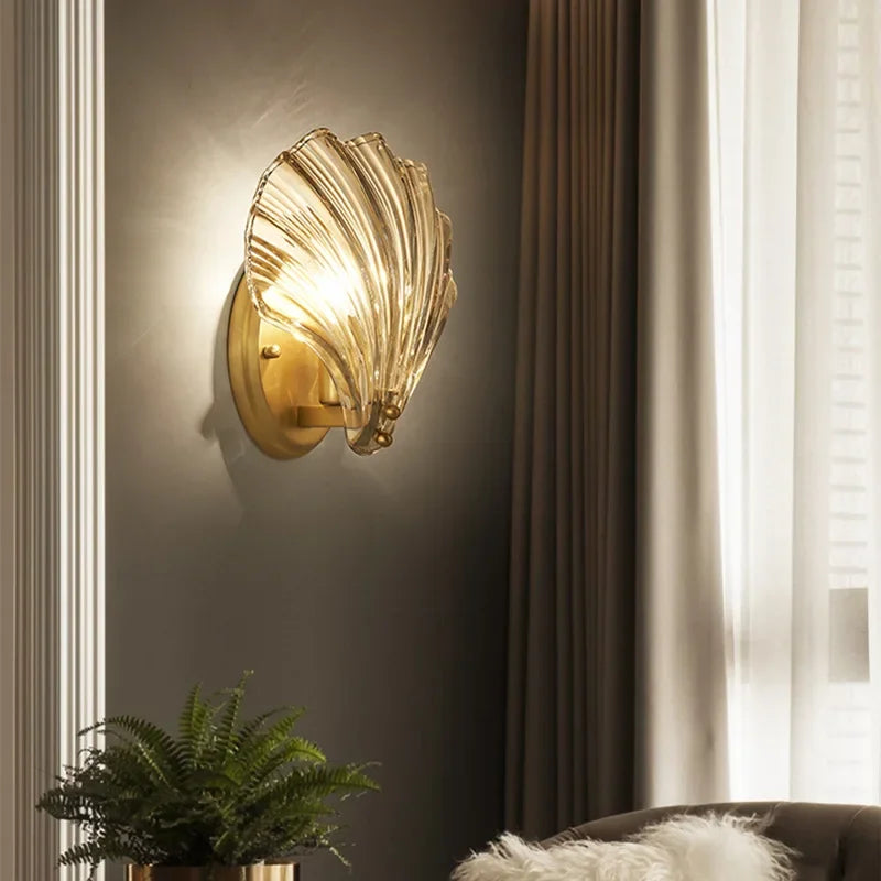 Art Deco Brass Glass Seashell Wall Sconce LED 1-Light