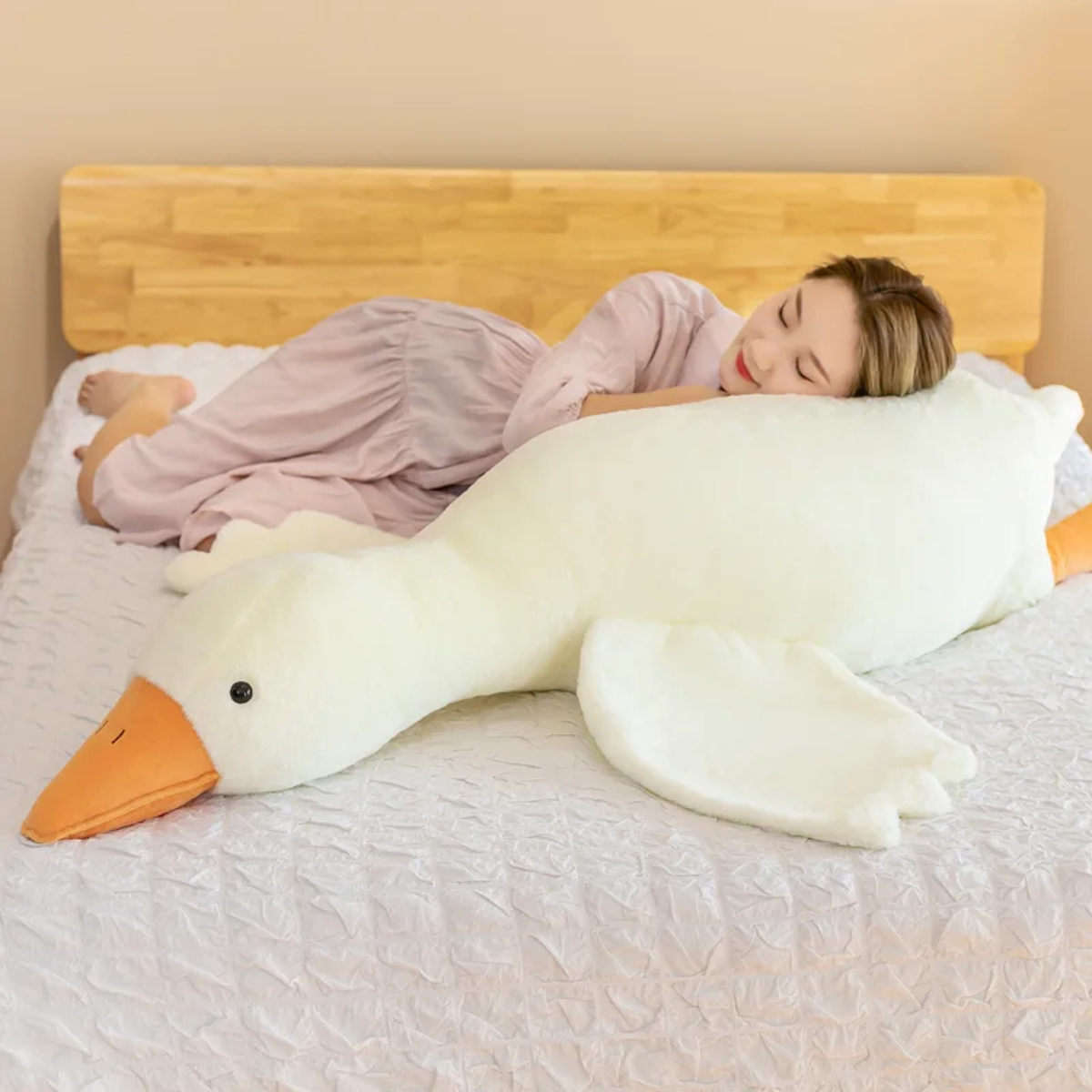 Guili | White Goose Cushion | Soft and Cozy - Plush Toy