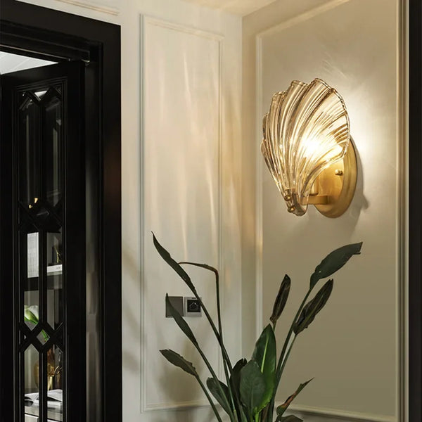 Art Deco Brass Glass Seashell Wall Sconce LED 1-Light