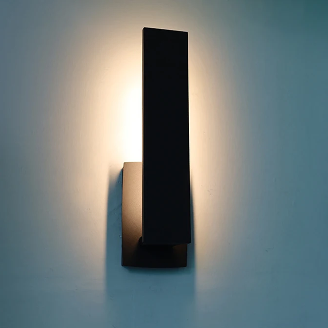 Minimalist Waterproof Outdoor Square Wall Sconce LED 1-Light