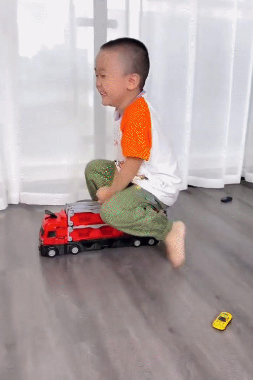 Guili | Transport Truck Toy | Exciting - Race Track and Die-Cast Set