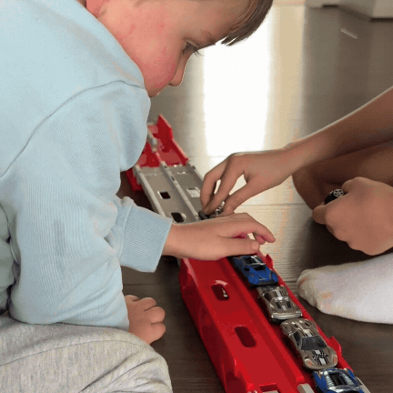 Guili | Transport Truck Toy | Exciting - Race Track and Die-Cast Set