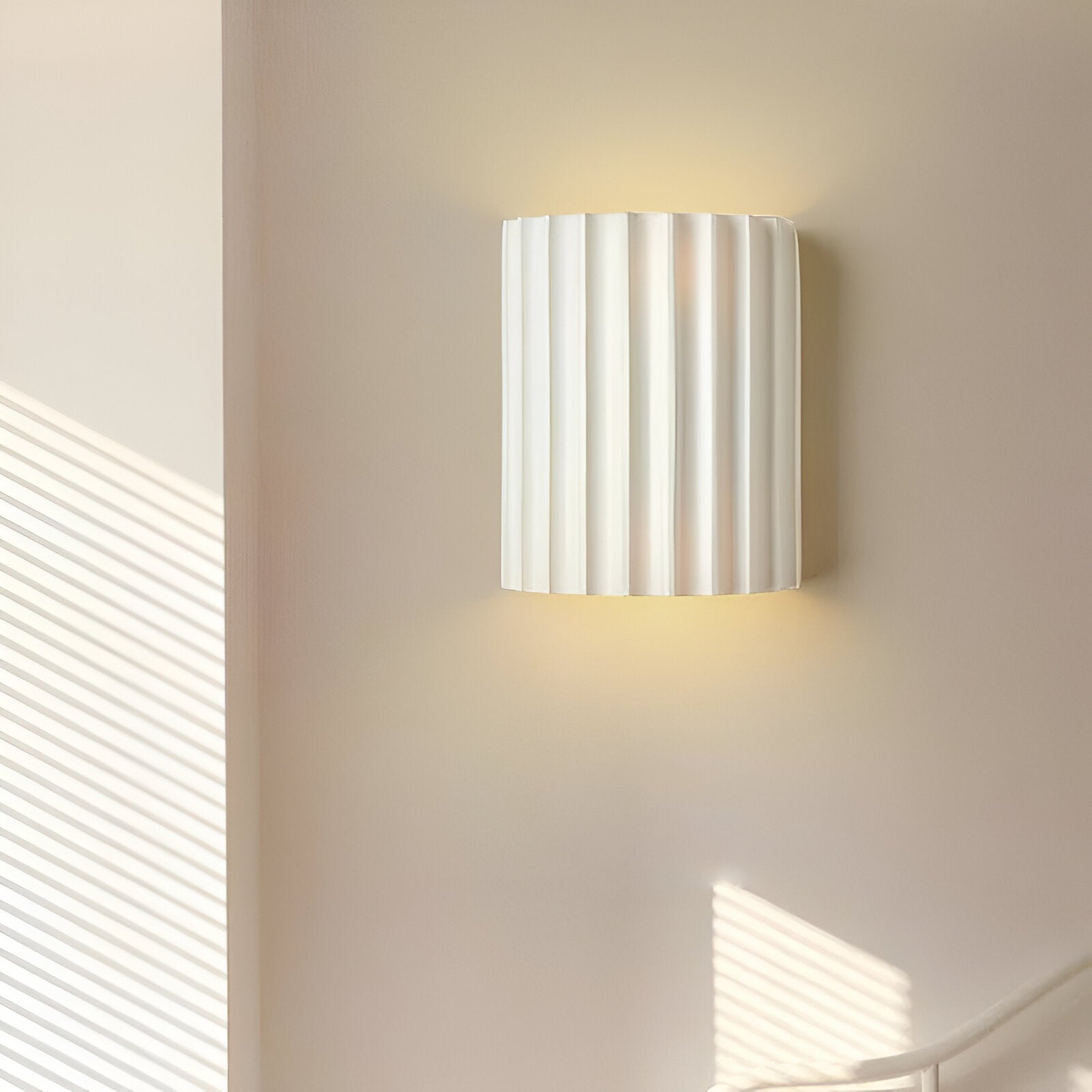 Nordic Resin Striped Wall Sconce LED 1-light