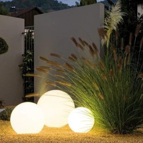 Modern PE Globe Outdoor Garden Light LED Rechargeable