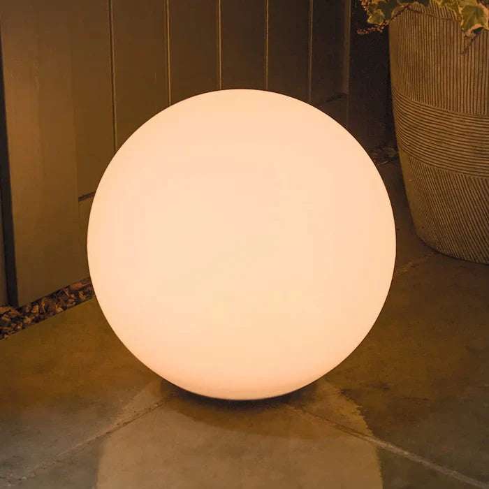 Modern PE Globe Outdoor Garden Light LED Rechargeable