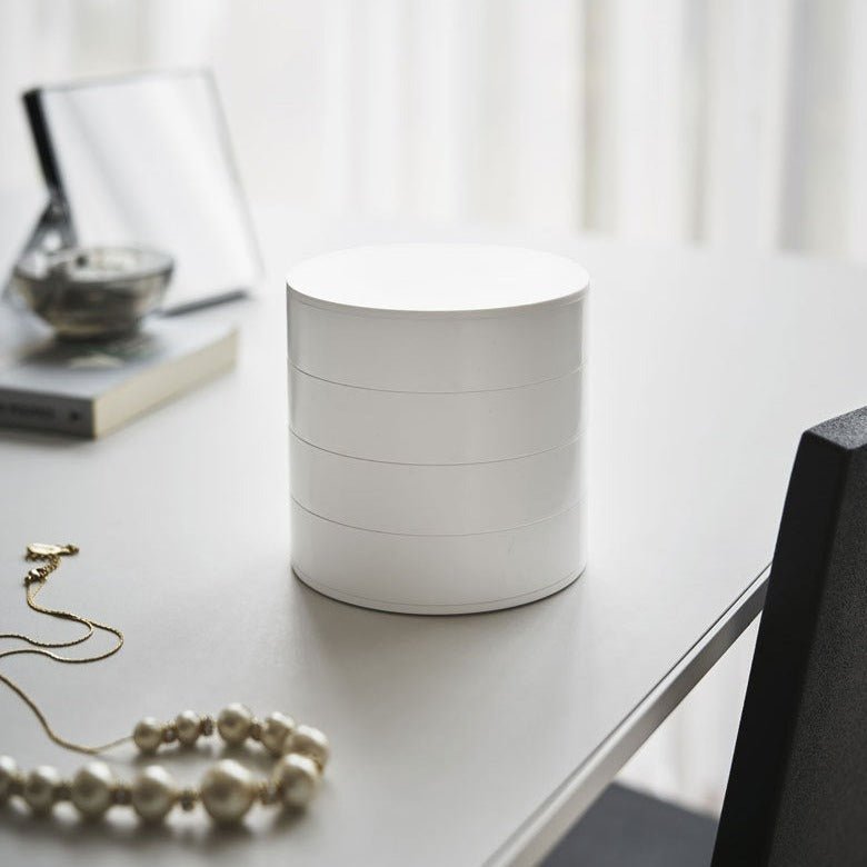 Guili | Twist Around Jewelry Organizer